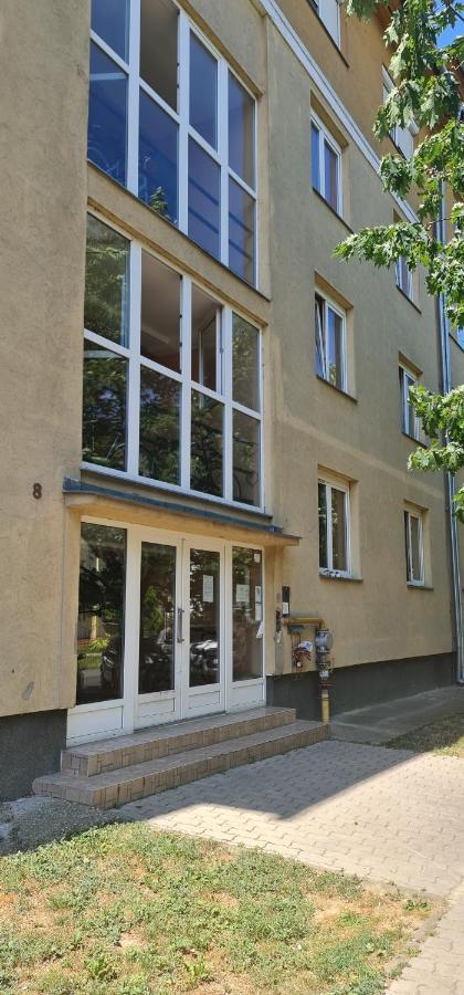 Ybs Apartman Διαμέρισμα Zalaegerszeg Εξωτερικό φωτογραφία